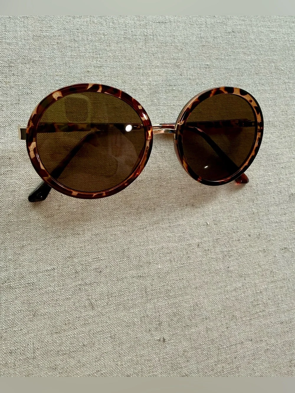 Tortoiseshell Round Women’s Sunglasses - Brown Lenses